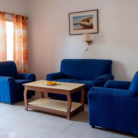 Cape Point Hotel Bakau Exterior photo